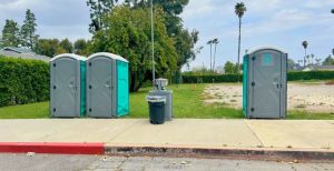 how many gallons does a porta potty hold